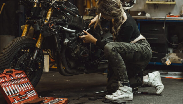 Come preparare la tua moto alla bella stagione: la checklist di primavera